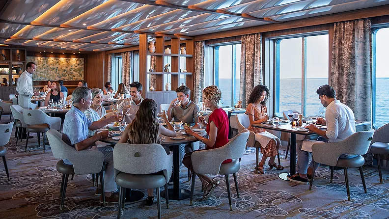 browser-download-20261010T003415.366353993Z-3-seaside-restaurant-flora-2560x1440